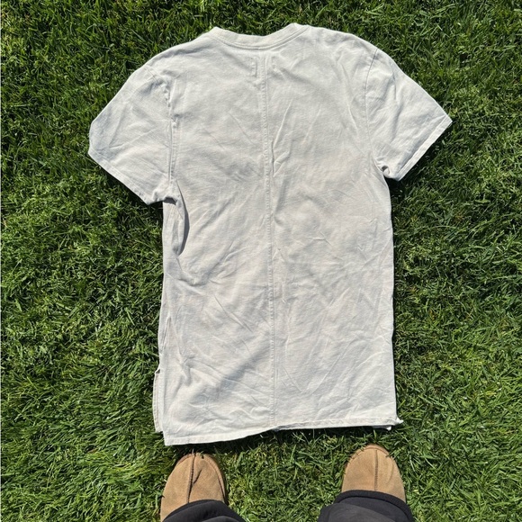 Fear Of God Heavyweight Tee - Picture 3 of 3
